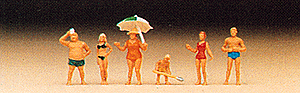 N Preiser painted figures - Family at the beach