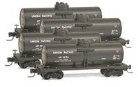 Z MTL Runner Pack - UP Tank Cars